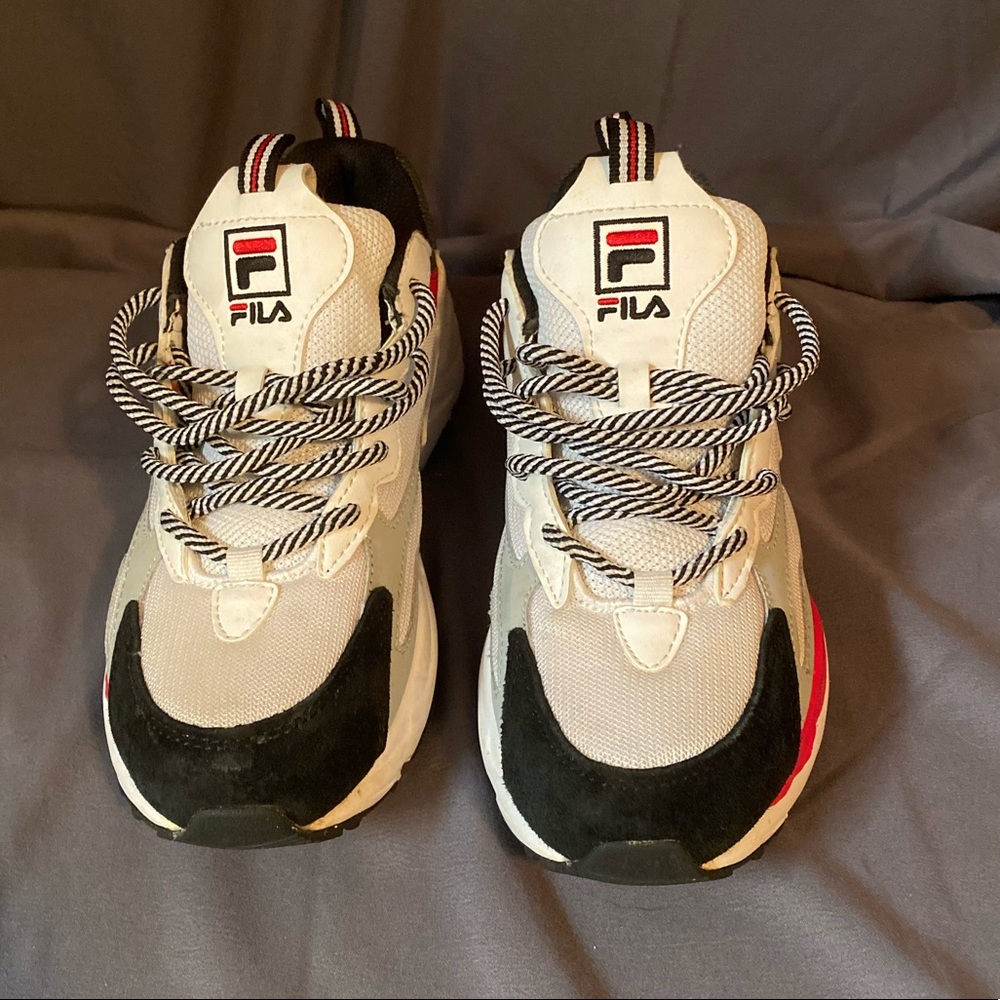 Fila’s - Picture 2 of 6